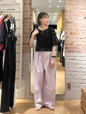 「アイテム（スラックス、パープル系）」を使った、ichi58さん（レディース・158cm）の春コーディネート