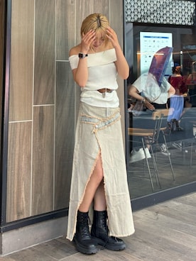 「アイテム（デニムスカート）」を使った、RENAさん（レディース・162cm）の夏コーディネート