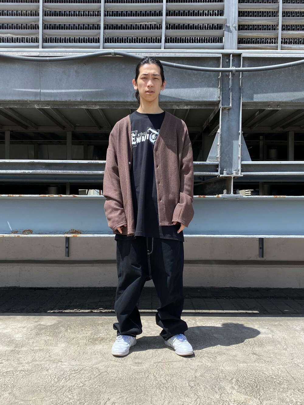 ちょっこりさん　服　黒T  グレーＴ　茶カーデ 1691805576_1000.jpg