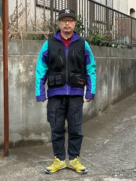 「ASICS（アシックス）のアイテム（スニーカー、イエロー系）」を使った、susumubb1さん（メンズ・172cm）の春コーディネート