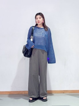 「アイテム（スラックス、イエロー系）」を使った、mayukaさん（レディース・162cm）の夏コーディネート