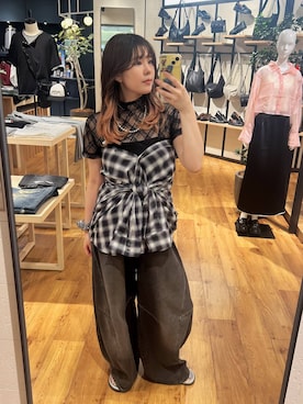 「RAGEBLUE（レイジブルー）のスタッズオンブレチェックシャツ（シャツ/ブラウス、ブラック系）」を使った、mayukaさん（レディース・162cm）の夏コーディネート