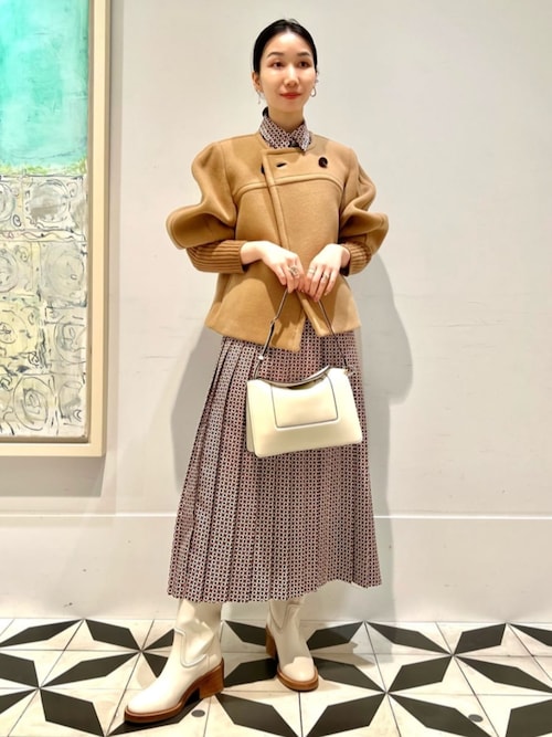 TOMORROWLAND （トゥモローランド）の「コモンフラワープリント