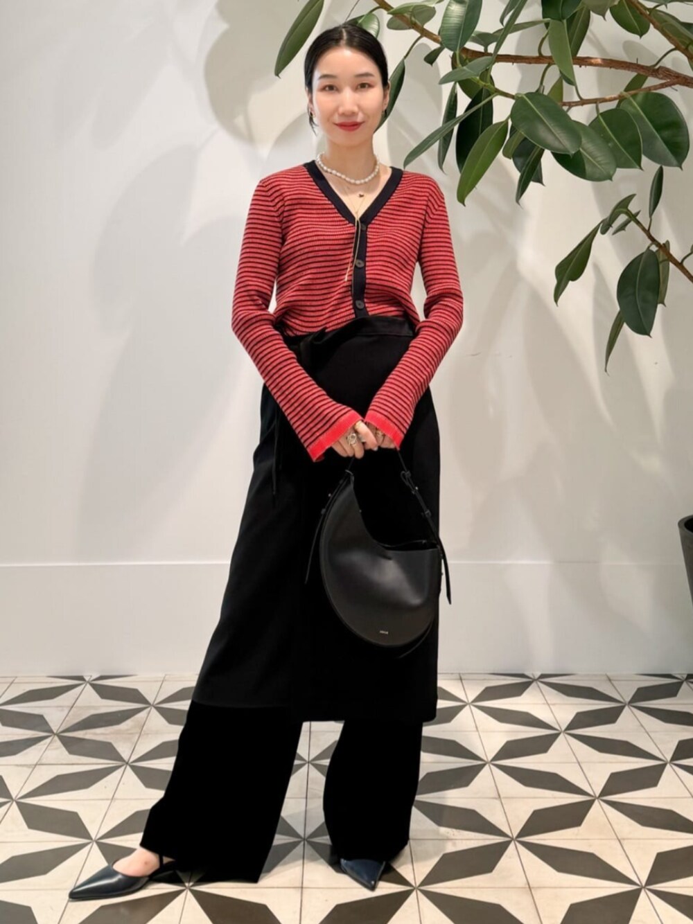 BALLSEY（ボールジィ）の「マットベロア イージーストレートパンツ 