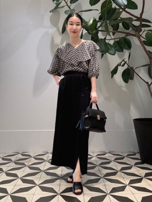 ブラウス シャツ BBタイポグラフィプリント フロンタブルブラウス レディース □BBタイポグラフィプリント フロンタブルブラウス