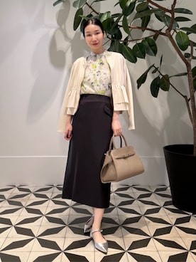 「ぺプラムトップス」｜「アイテム（グレー系）」を使った、Nito_TOMORROWLANDさん（レディース・158cm）の夏コーディネート