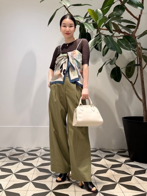 TOMORROWLAND コットンギャバジンタックワイドパンツ 34 TOMORROWLAND collection パンツ コットンギャバジン タック