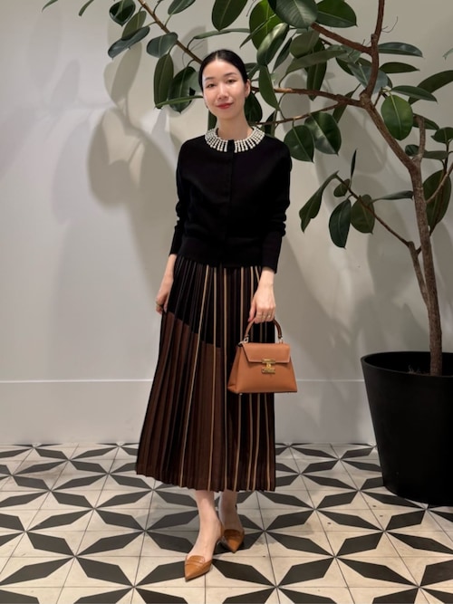 トゥモローランド★Ballsey パール襟付きカーディガン　ブラック ウールポリエステルパールコンビ クルーネックカーディガン