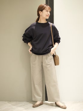 「RODE SKO」｜「アイテム（スウェット）」を使った、anzuさん（レディース・158cm）の秋コーディネート