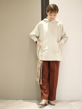 「RODE SKO」｜「アイテム（パーカー）」を使った、anzuさん（レディース・158cm）の秋コーディネート