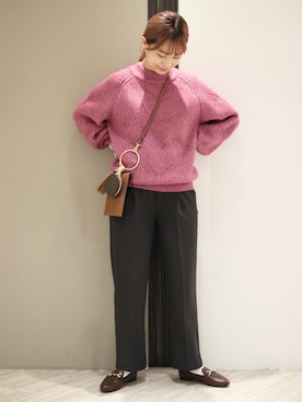 「ボリュームニット」｜「アイテム（ローファー）」を使った、anzuさん（レディース・158cm）の冬コーディネート
