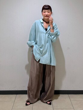 「アイテム（ネックレス、グリーン系）」を使った、sayakaさん（レディース・158cm）の秋コーディネート