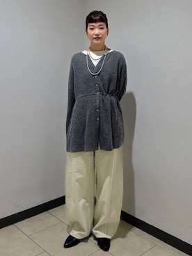 「アイテム（デニムパンツ、ベージュ系）」を使った、sayakaさん（レディース・158cm）の秋コーディネート