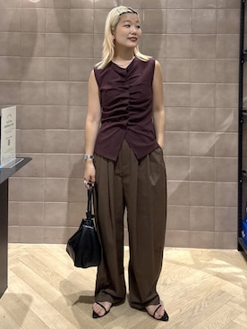 「A part by（アパートバイ）のフロントタックカットノースリーブ（T Shirts、ブラウン系）」を使った、sayakaさん（レディース・158cm）の夏コーディネート