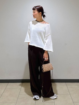 「アイテム（ネックレス、グリーン系）」を使った、sayakaさん（レディース・158cm）の秋コーディネート