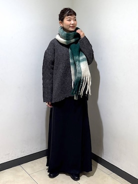 「アイテム（マフラー、グリーン系）」を使った、sayakaさん（レディース・158cm）の秋コーディネート