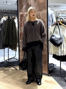 「A part by（アパートバイ）のフェイクレザーコクーンパンツ（その他パンツ、ブラック系）」を使った、sayakaさん（レディース・158cm）の秋コーディネート