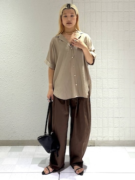 「A part by（アパートバイ）のソフトカーブバッグ（Shoulderbag、ブラック系）」を使った、sayakaさん（レディース・158cm）の夏コーディネート