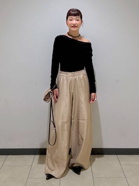 「アイテム（ネックレス、グリーン系）」を使った、sayakaさん（レディース・158cm）の秋コーディネート