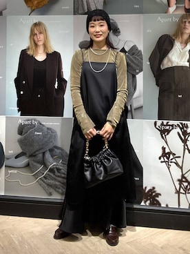 「A part by（アパートバイ）のサテンティアードキャミワンピース（ワンピース）」を使った、sayakaさん（レディース・158cm）の秋コーディネート