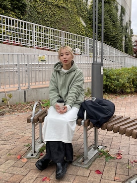 「アイテム（その他トップス、グリーン系）」を使った、BLACKBYMOUSSY_staffさん（レディース・160cm）の冬コーディネート