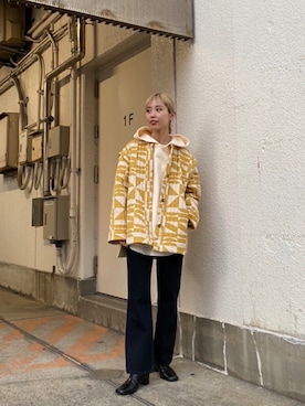 「イエロー」｜「アイテム（ブーツ）」を使った、BLACKBYMOUSSY_staffさん（レディース・160cm）の冬コーディネート