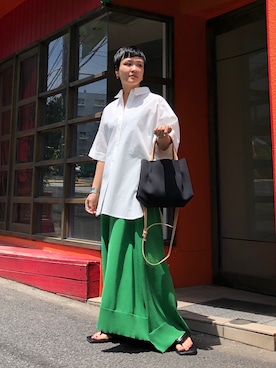 「カラー×コーデ」｜「アイテム（トートバッグ）」を使った、BLACKBYMOUSSY_staffさん（レディース・158cm）の夏コーディネート