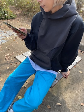 「カラー×コーデ」｜「アイテム（パーカー）」を使った、BLACKBYMOUSSY_staffさん（レディース・158cm）の冬コーディネート