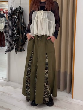 「カモフラスカート」｜遠藤花彩さん（レディース・162cm）の夏コーディネート