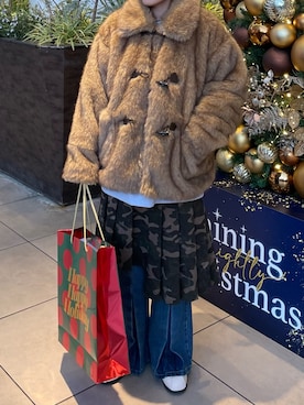 「アイテム（その他アウター、イエロー系）」を使った、遠藤花彩さん（レディース・162cm）の秋コーディネート