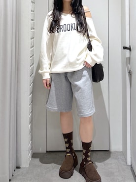 「FREE'S MART（フリーズマート）のダブルポケットバッグ（トートバッグ、ブラウン系）」を使った、yurm6さん（レディース・153cm）の春コーディネート