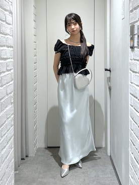 「FREE'S MART（フリーズマート）の◆サテンナロースカート（スカート、ブルー系）」を使った、yurm6さん（レディース・153cm）の春コーディネート