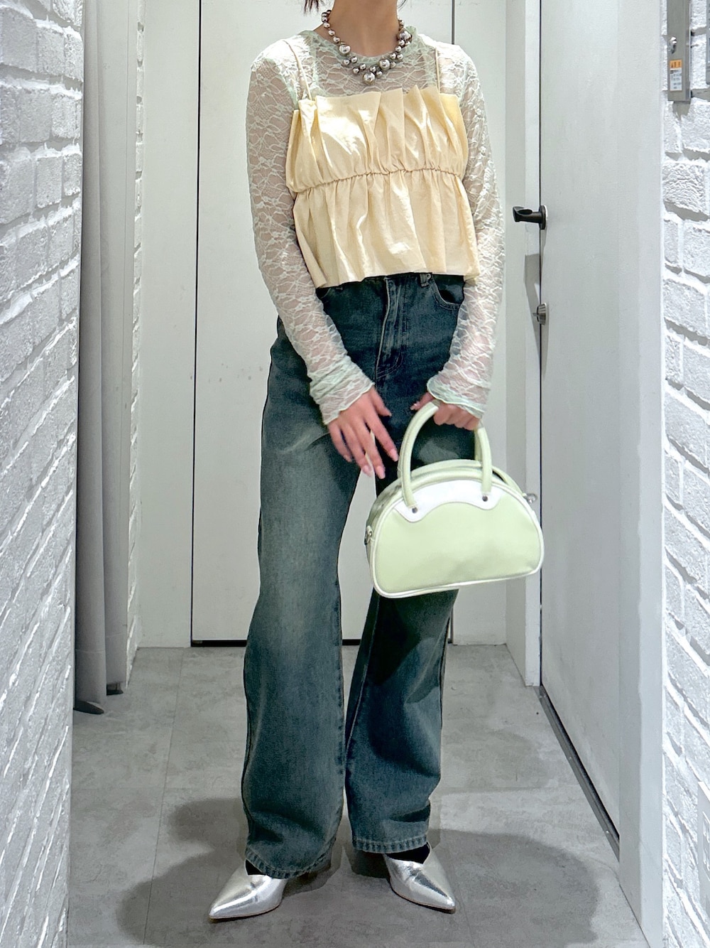 「FREE'S MARTの◆レーストップス（Tシャツ/カットソー、グリーン系）」を使った、yurm6さん（骨格ナチュラル・レディース・153cm）の春コーディネートの1枚目の写真