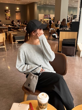 「アイテム（ポーチ）」を使った、inoino0904さん（レディース・164cm）の秋コーディネート