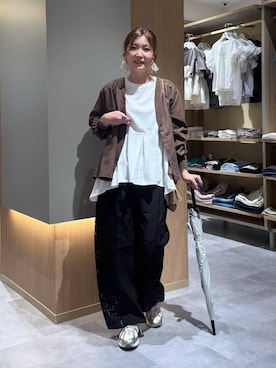 「GLOBAL WORK（グローバルワーク）のエアかる晴雨長傘/308295（長傘、ホワイト系）」を使った、aichangwさん（レディース）の春コーディネート
