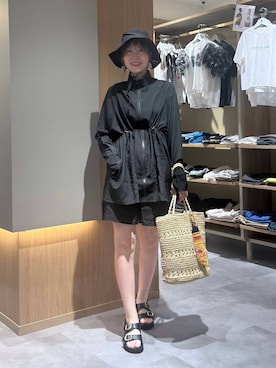 「GLOBAL WORK（グローバルワーク）の手編みペーパーBAG/651445（トートバッグ、ベージュ系）」を使った、aichangwさん（レディース）の夏コーディネート