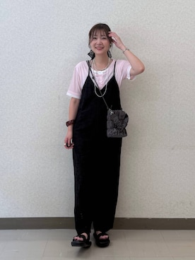 「アイテム（サロペット/オーバーオール）」を使った、aichangwさん（レディース・164cm）の夏コーディネート