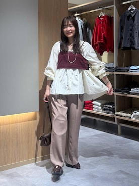 「GLOBAL WORK（グローバルワーク）のシーンレスとろみイージーパンツ/1054588（その他パンツ、ベージュ系）」を使った、aichangwさん（レディース）の秋コーディネート
