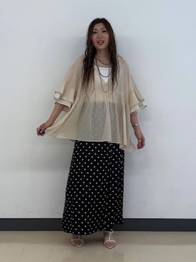 「LEPSIM（レプシィム）の3連ボールネックレス　287544（ネックレス、シルバー系）」を使った、aichangwさん（レディース）の春コーディネート