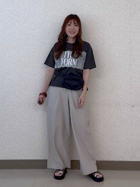 「GLOBAL WORK（グローバルワーク）のエアかるイージーワイドパンツ/636578（その他パンツ、ベージュ系）」を使った、aichangwさん（レディース）の夏コーディネート