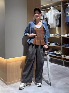 「GLOBAL WORK（グローバルワーク）のエアかる晴雨長傘/308295（長傘、ホワイト系）」を使った、aichangwさん（レディース）の春コーディネート