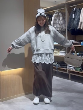 「GLOBAL WORK（グローバルワーク）のレースドッキングスウェット/1074436（スウェット、グレー系）」を使った、aichangwさん（レディース）の秋コーディネート