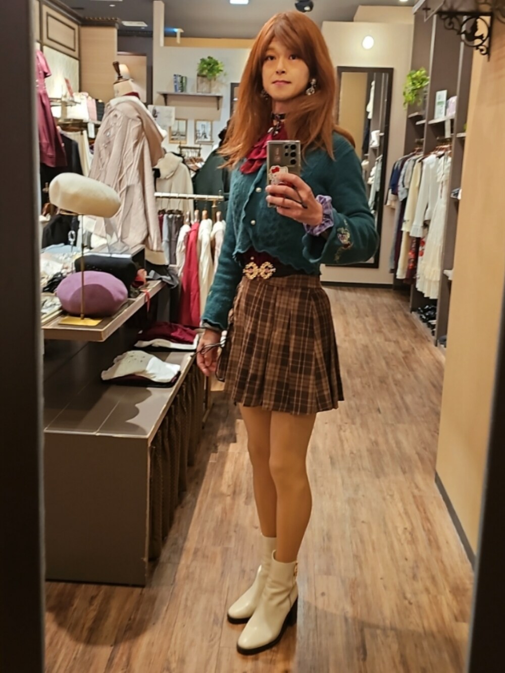 「最近のいい感じコーデ、シンプルコーデ、オトナ女子、お出かけコーデ、大人コーデ、お洒落さんとつながりたい、きれいめカジュアル、高身長コーデ、デートコーデ、カラーコーデ、オトナカワイイ」｜「axes femmeのシーズナルフルーツニットカーディガン（カーディガン/ボレロ、グリーン系）」を使った、🩵怜奈🩷さん（骨格ストレート・レディース・179cm）の秋コーディネートの1枚目の写真