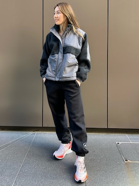 DMさんのコーディネート