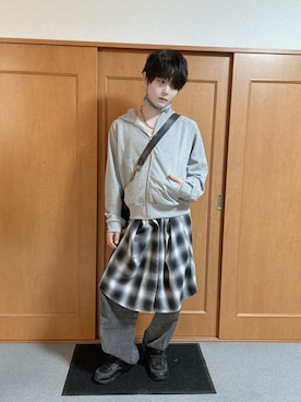 「アイテム（イヤーカフ）」を使った、いのこさん（メンズ・174cm）の秋コーディネート