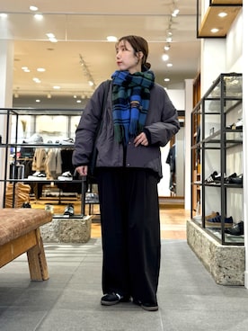 「アイテム（マフラー、グリーン系）」を使った、oyuさん（レディース・158cm）の秋コーディネート