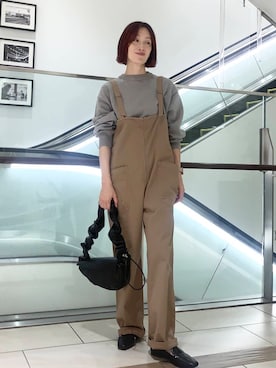 「寒い」｜「アイテム（サロペット/オーバーオール）」を使った、yamaさん（レディース・162cm）の冬コーディネート