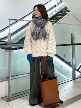 「冬の差し色コーデ」｜yamaさん（レディース・162cm）の冬コーディネート