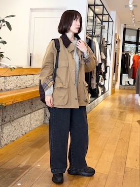 「アイテム（バックパック/リュック、グレー系）」を使った、yamaさん（レディース・162cm）の秋コーディネート