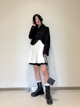 「アイテム（財布）」を使った、のぐさん（レディース・165cm）の秋コーディネート